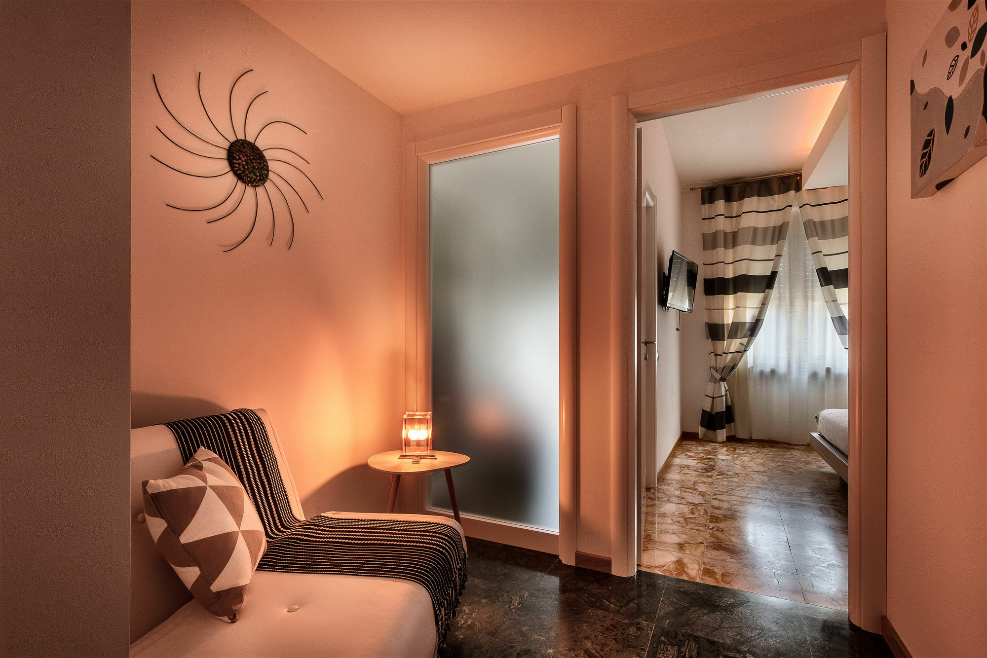 Luce Nova Hotel